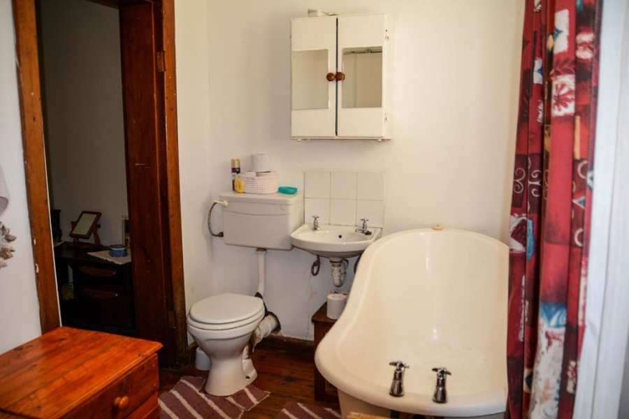 6 Bedroom Property for Sale in Klawer Western Cape